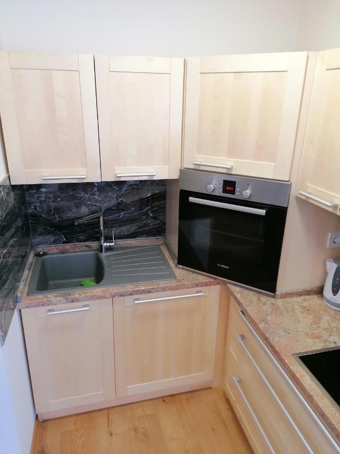 Apartment "B" 50 M From The Beach Zadar Ngoại thất bức ảnh
