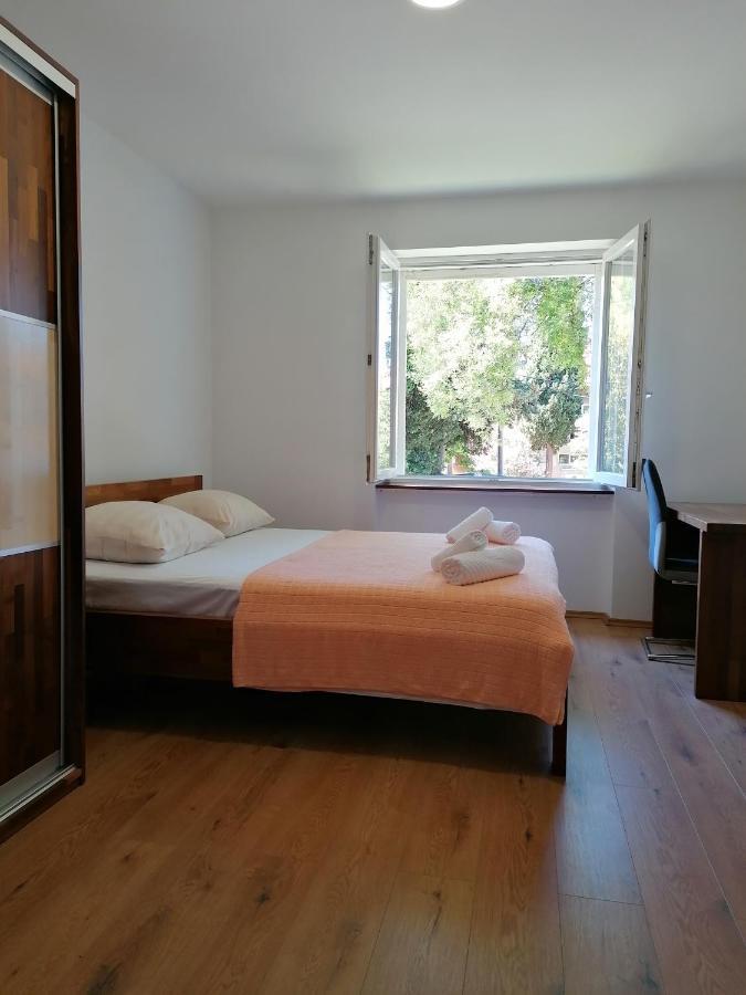 Apartment "B" 50 M From The Beach Zadar Ngoại thất bức ảnh