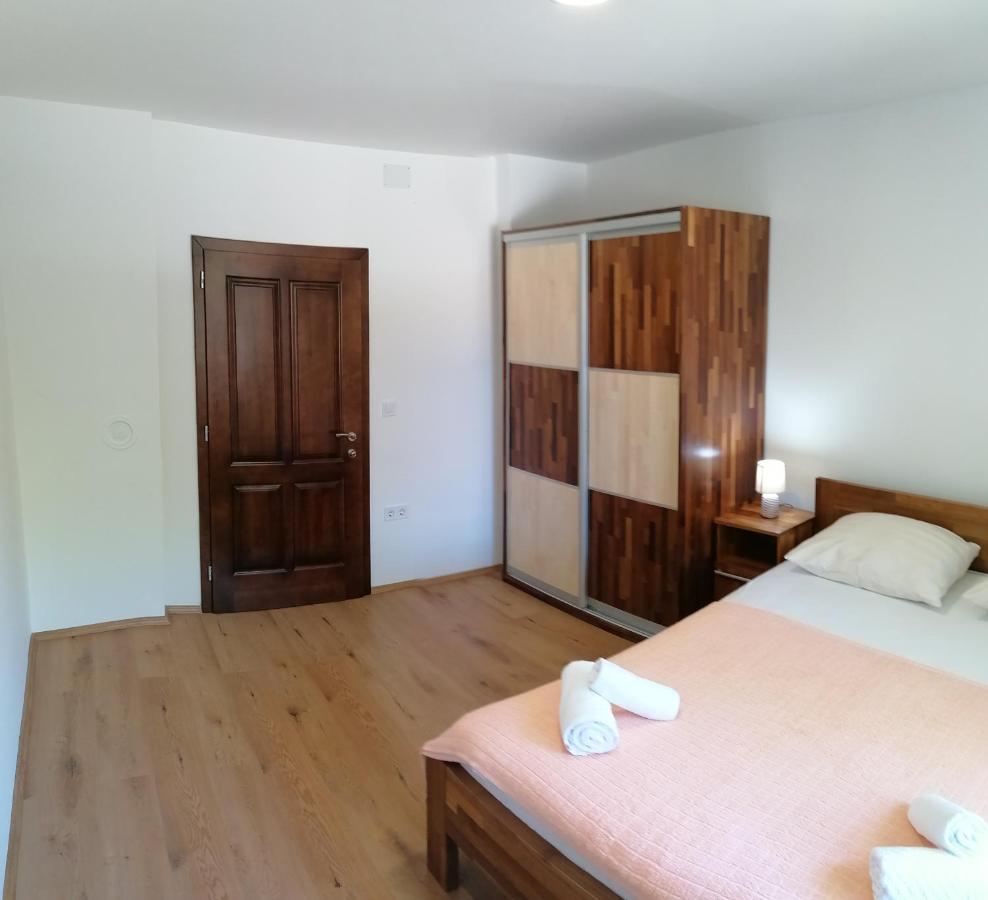 Apartment "B" 50 M From The Beach Zadar Ngoại thất bức ảnh